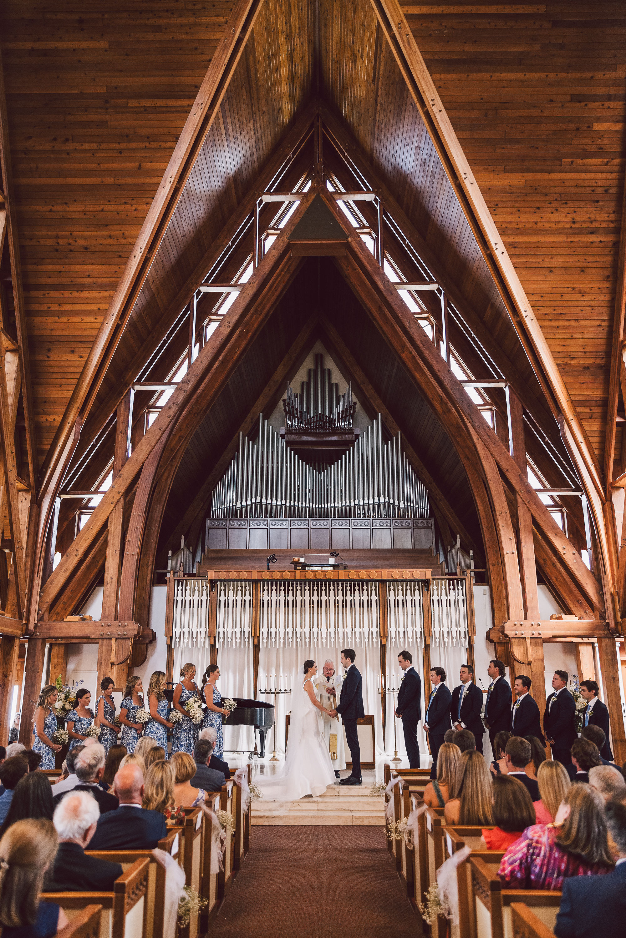 Couple at the alter in Norton Chapel